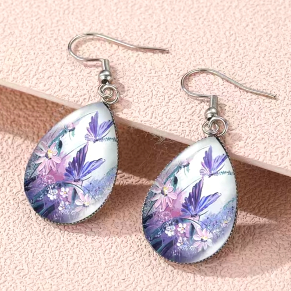3/$25-Gorgeous butterfly earings 🦋